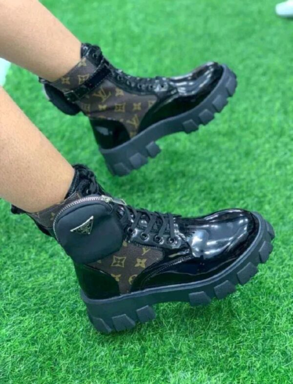 prada boots