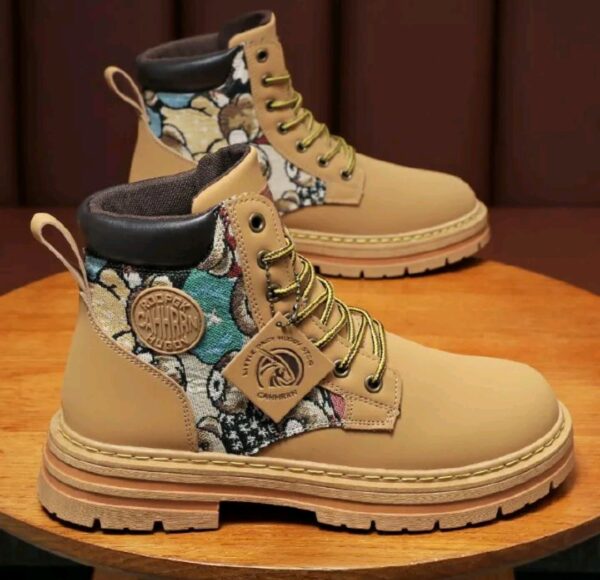 men's new breathable    high top  Martin  boots