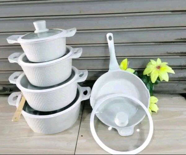 Bosch 11pcs  granite  cooking  pots, with silicone  lid non stick  pots
